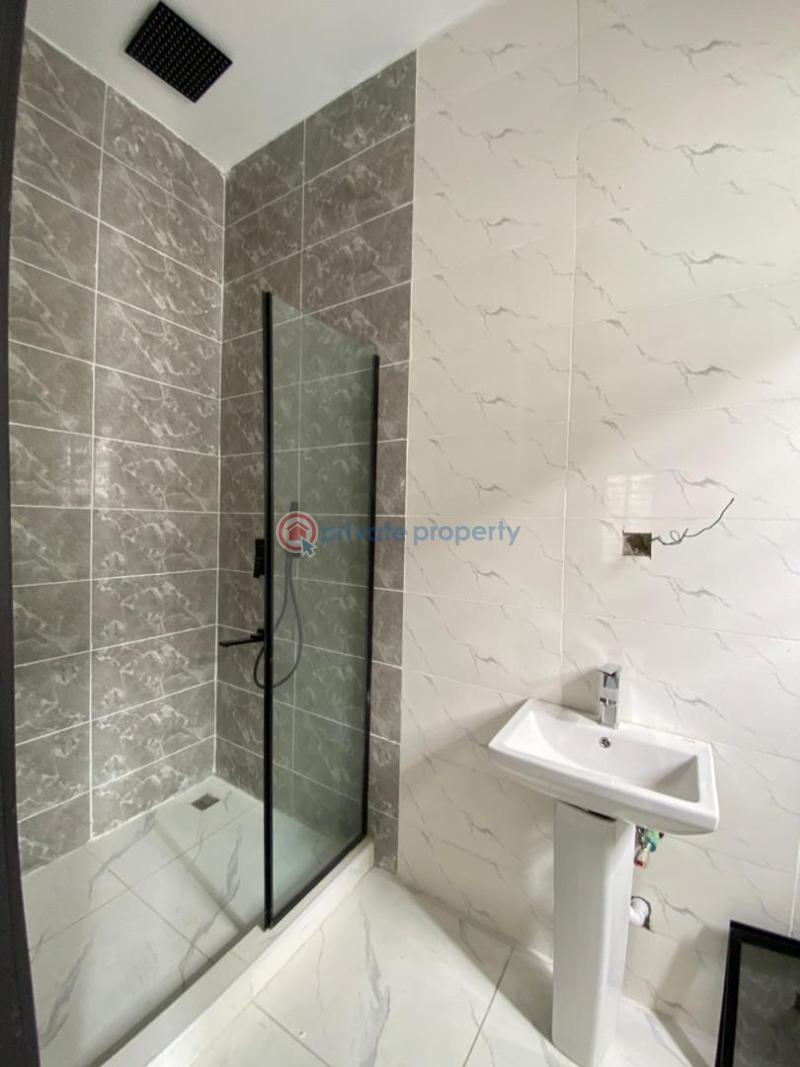 5 bedroom Detached Duplex For Sale Or Lekki Phase 1 Lagos - 3