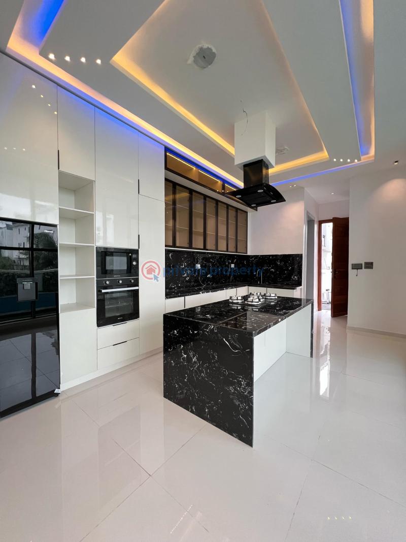 5 bedroom fully detached duplex with swimming pool, cinema, gazebo, bq and a rooftop - 3 5 bedroom Detached Duplex For Sale Osapa London Lekki Lagos - 3