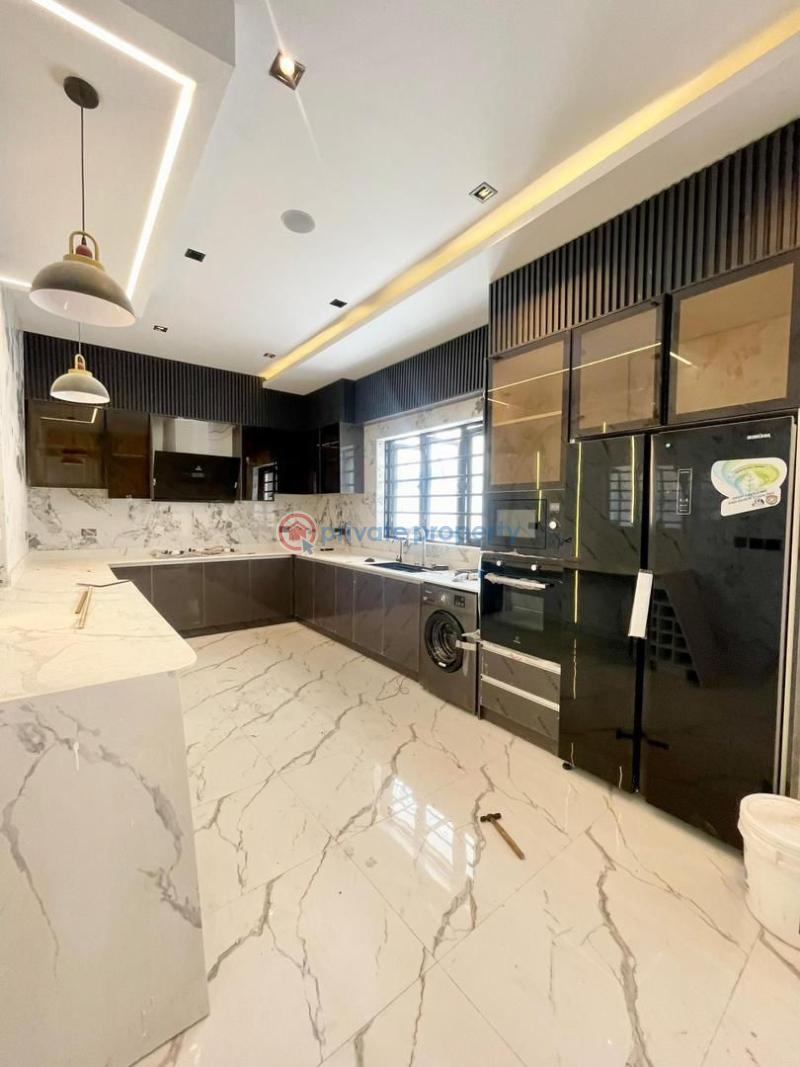 5 bedroom House For Rent Lekki Phase 1 Lagos - 8