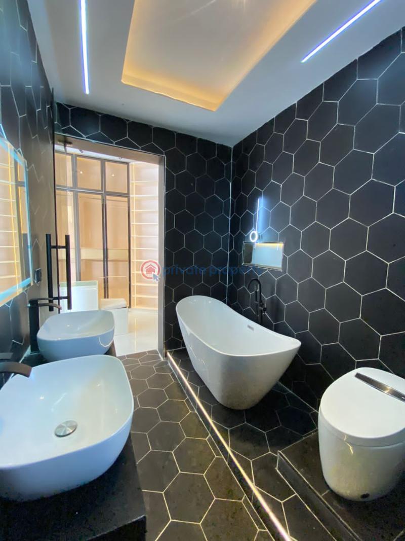 5 bedroom Detached Duplex For Sale Ologolo Lekki Lagos - 3