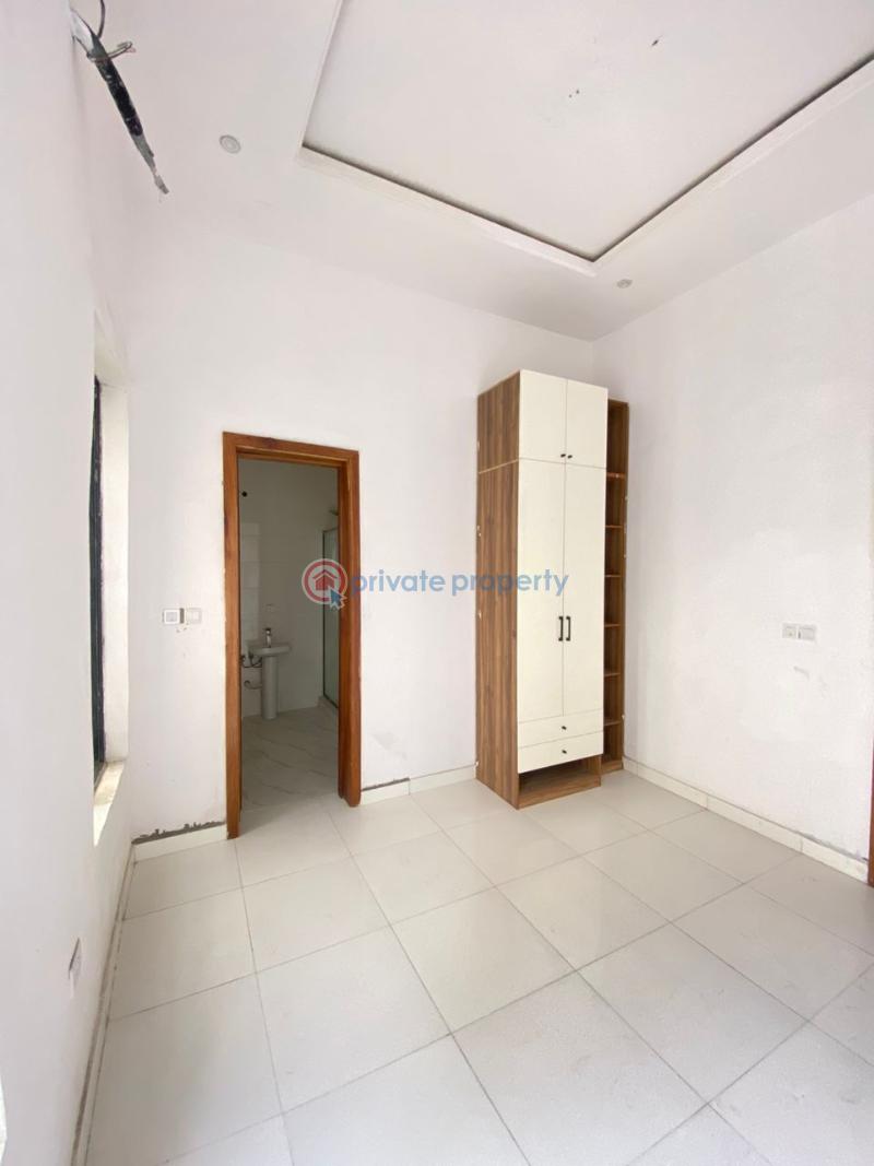 5 bedroom Detached Duplex For Sale Ologolo Lekki Lagos - 2