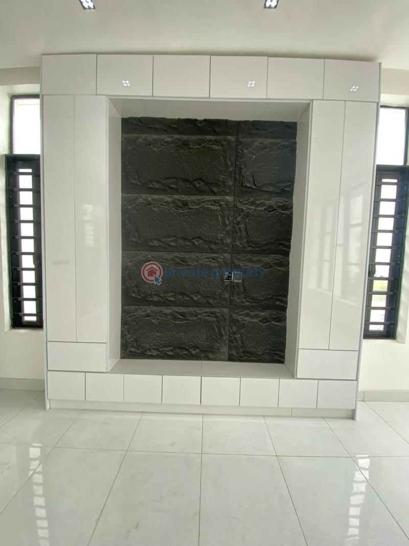 5 bedroom Detached Duplex For Sale Chevron Lekki Lagos Chevron Drive Lekki Lagos - 5