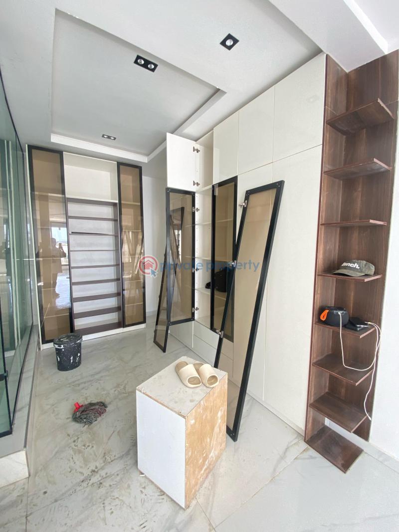 5 bedroom Detached Duplex For Sale Ologolo Lekki Lagos - 1