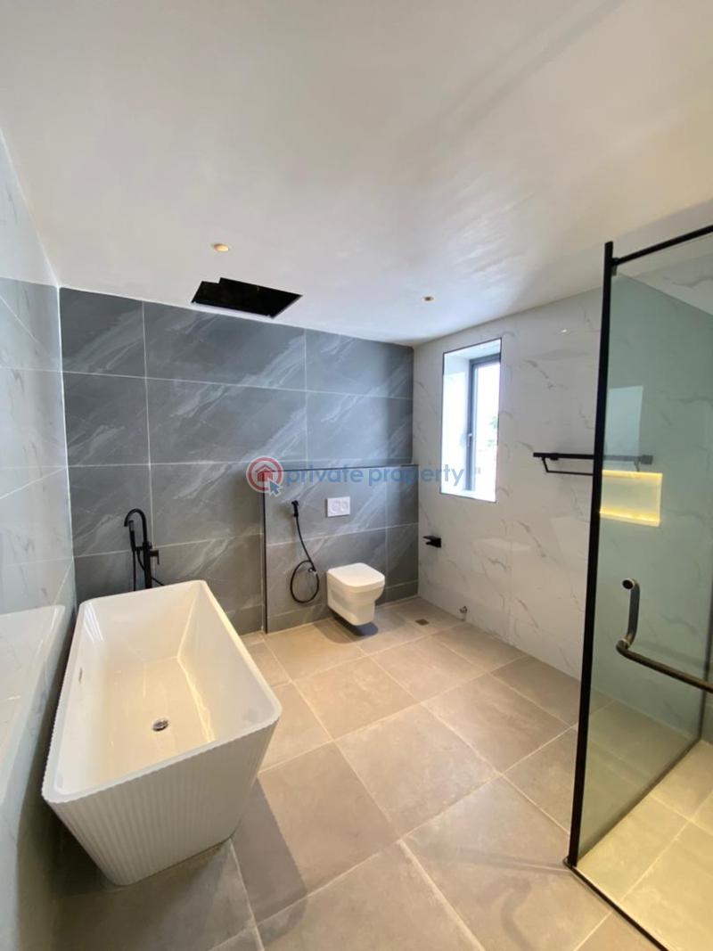 5 bedroom Detached Duplex For Sale Lekki Phase 1 Lagos - 4