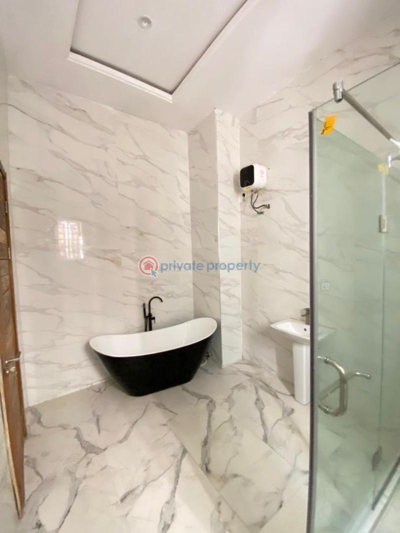 5 bedroom Detached Duplex For Sale Ologolo Lekki Lagos - 5