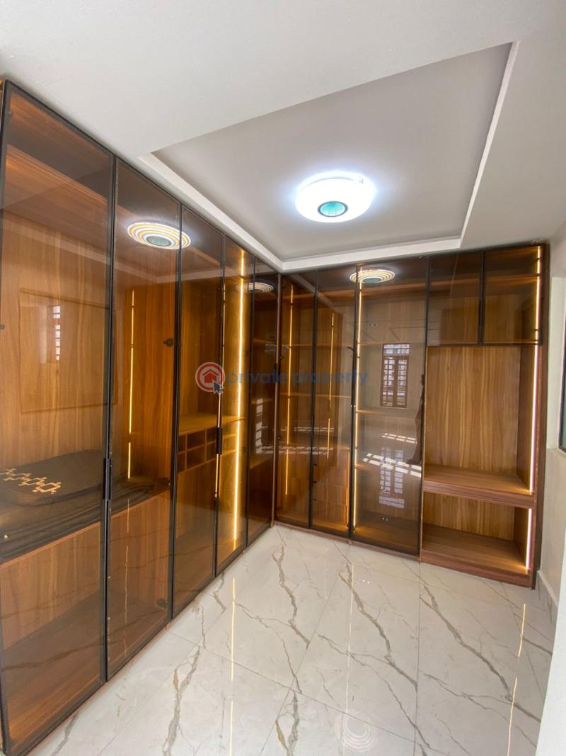 5 bedroom Detached Duplex For Sale Lekki Phase 1 Lagos - 4