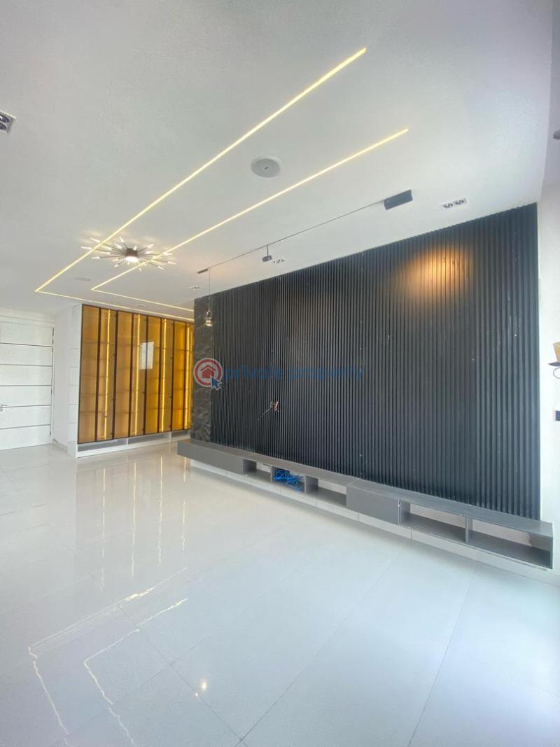 5 bedroom Detached Duplex For Sale Ikota Lekki Lagos - 5