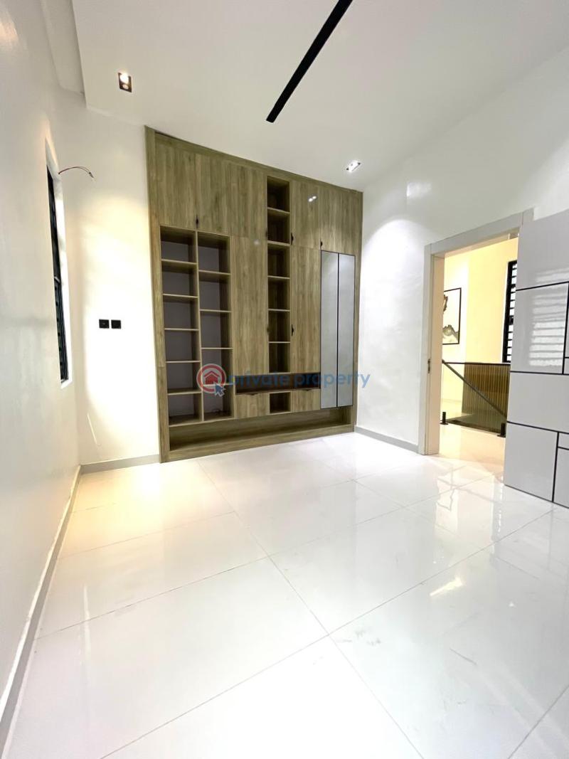 5 bedroom Detached Duplex For Sale Ajah, Lekki Lagos - 17