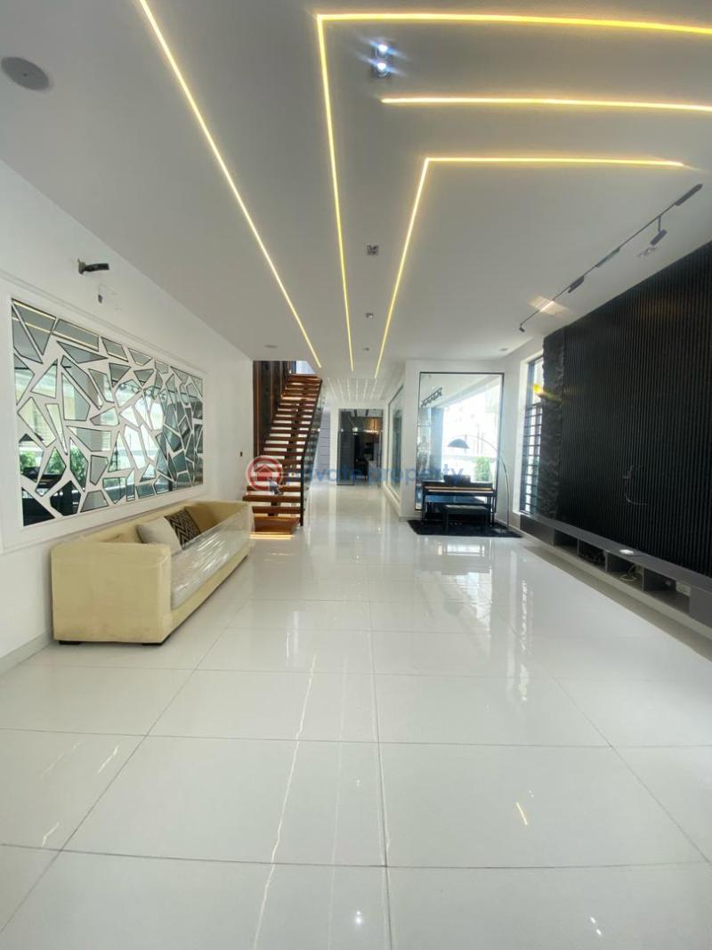 5 bedroom Detached Duplex For Sale Ikota Lekki Lagos - 22