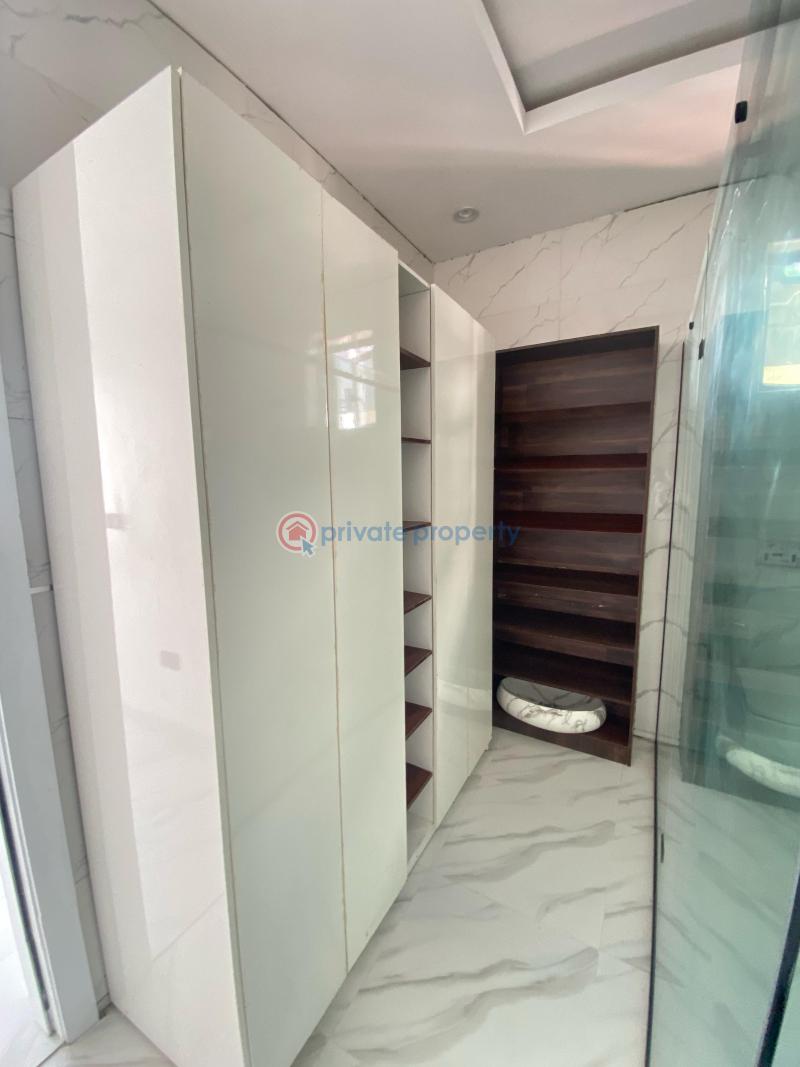 5 bedroom Detached Duplex For Sale Ologolo Lekki Lagos - 5