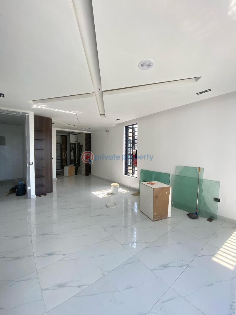 5 bedroom Detached Duplex For Sale Ologolo Lekki Lagos - 2