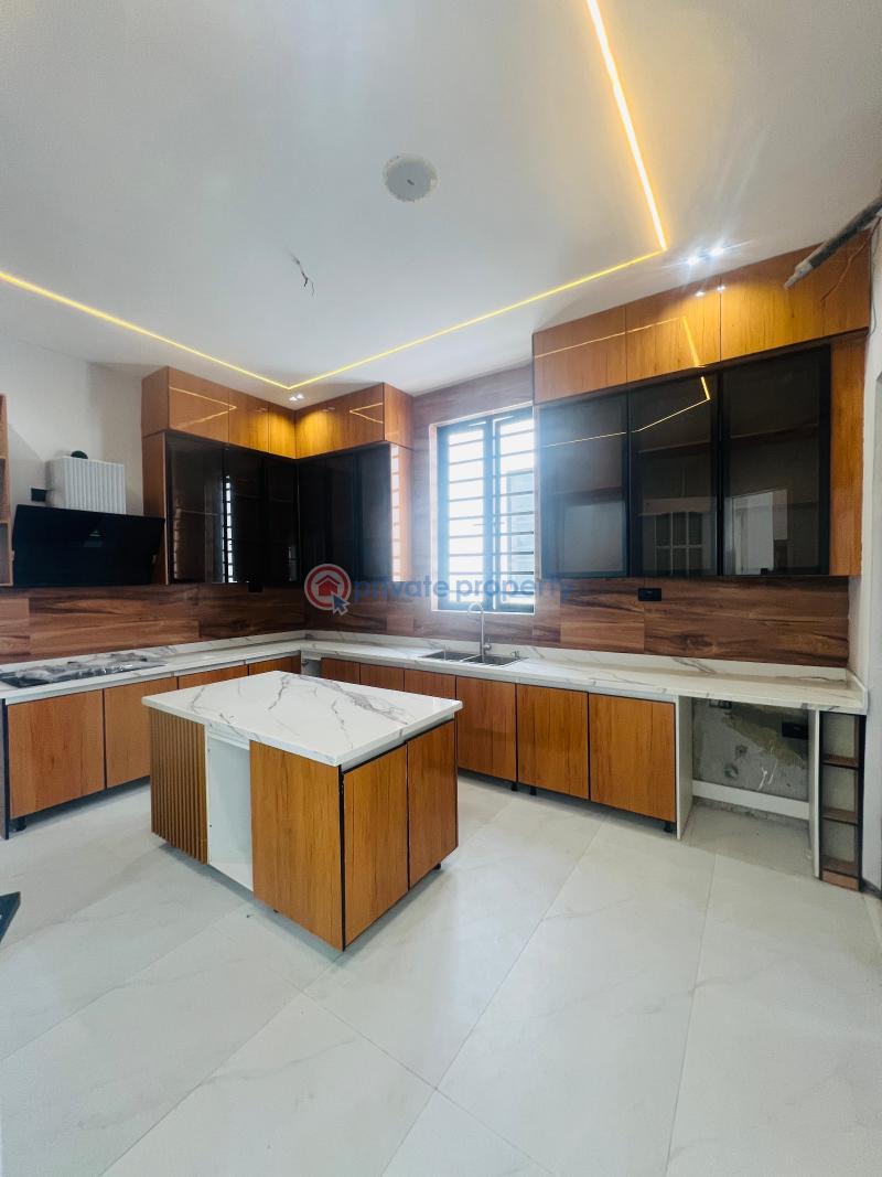 5 bedroom Detached Duplex For Sale Chevron Drive Lekki Lagos - 4