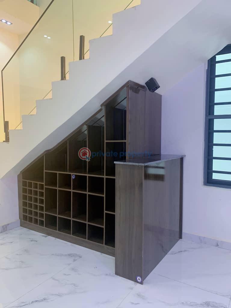 5 bedroom Duplex For Sale Estate Agungi Lekki Lagos - 12