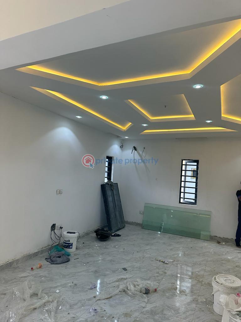 5 bedroom Duplex For Sale Gbagada Lagos - 9
