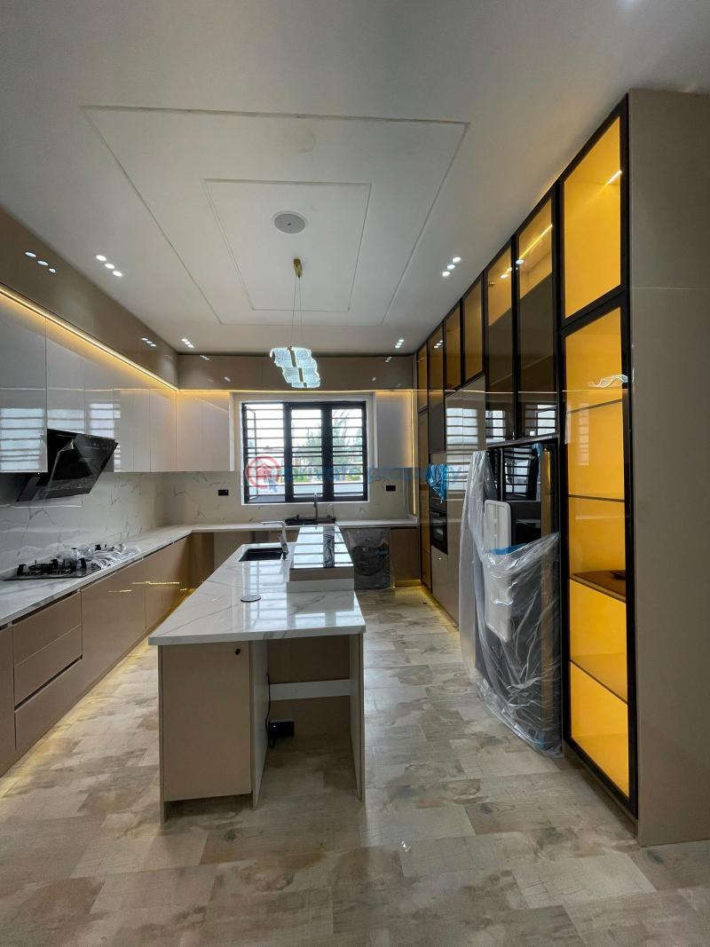 5 bedroom Detached Duplex For Sale Ikota Lekki Lagos - 6