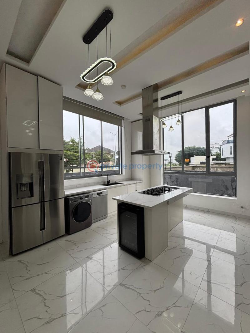 5 bedroom Detached Duplex For Sale Osapa Lekki Lagos - 5