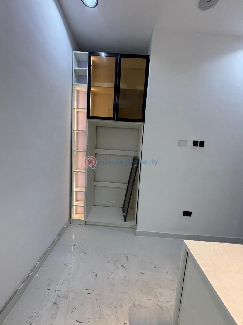 5 bedroom Detached Duplex For Sale Orchid Road Lekki Lekki Expressway Lagos - 7