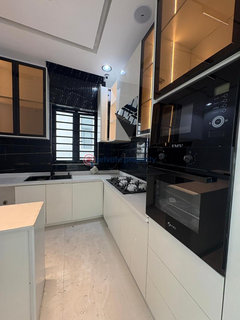 5 bedroom Detached Duplex For Sale Orchid Road Lekki Lekki Expressway Lagos - 22