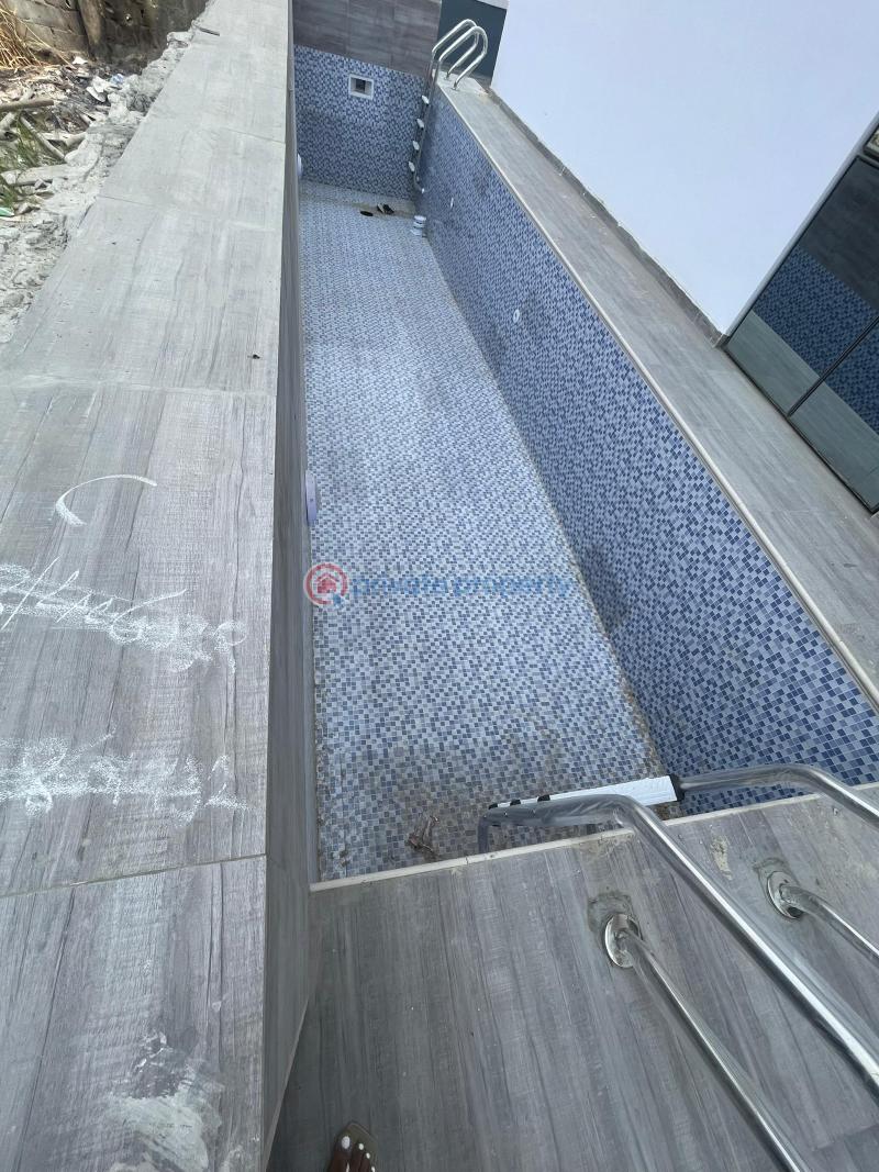 5 bedroom Detached Duplex For Sale Ikota Lekki Lagos - 3