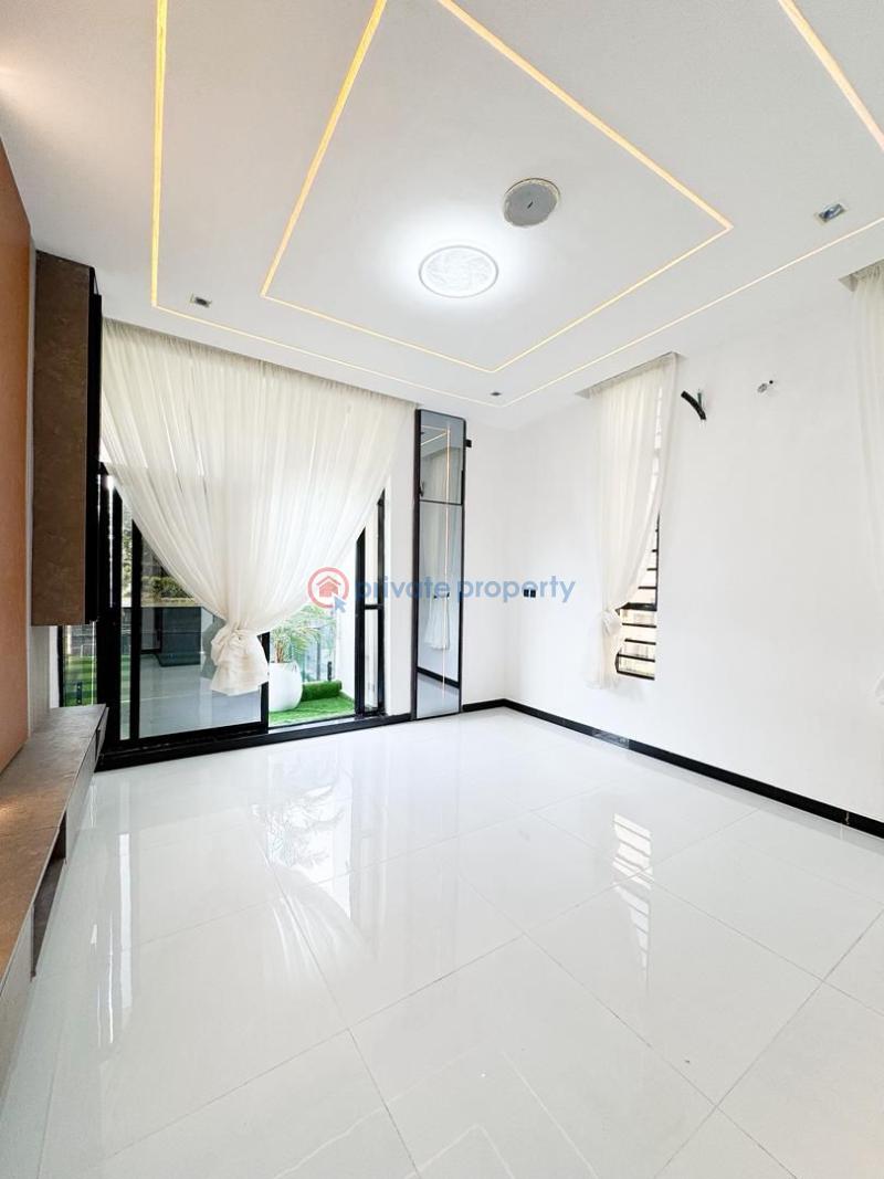 5 bedroom Detached Duplex For Sale Lekki Lagos - 10