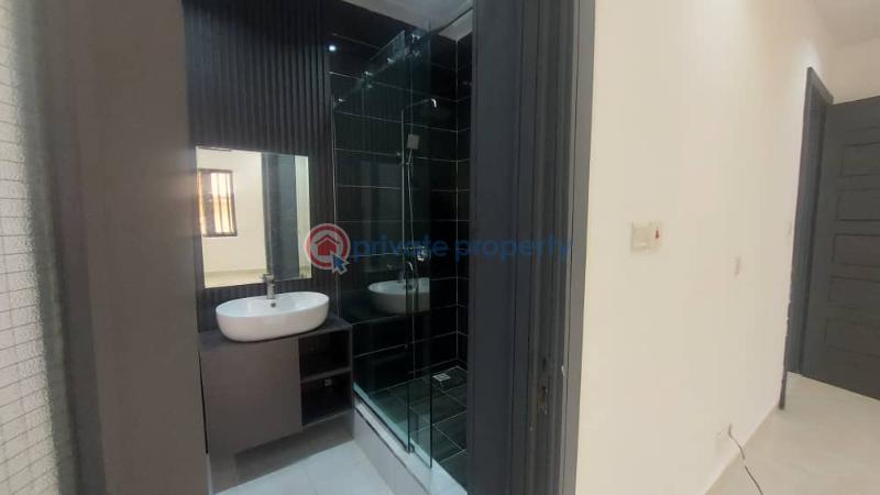 5 bedroom House For Sale Off Admiralty Way, Lekki Phase 1 Lagos - 13