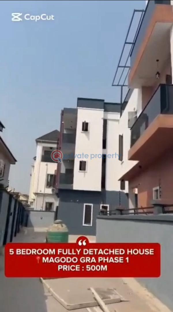 5 bedroom Detached Duplex For Sale Magodo Gra Phase 1 Kosofe/Ikosi Lagos - 0