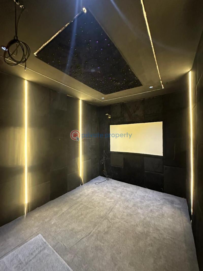 5 bedroom House For Sale Lekki Phase 1 Lagos - 2