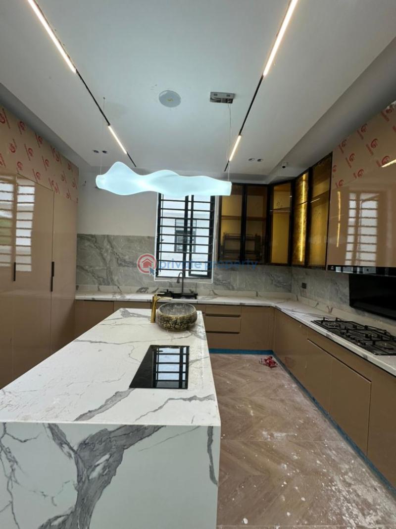 5 bedroom House For Sale Lekki Phase 1 Lagos - 13