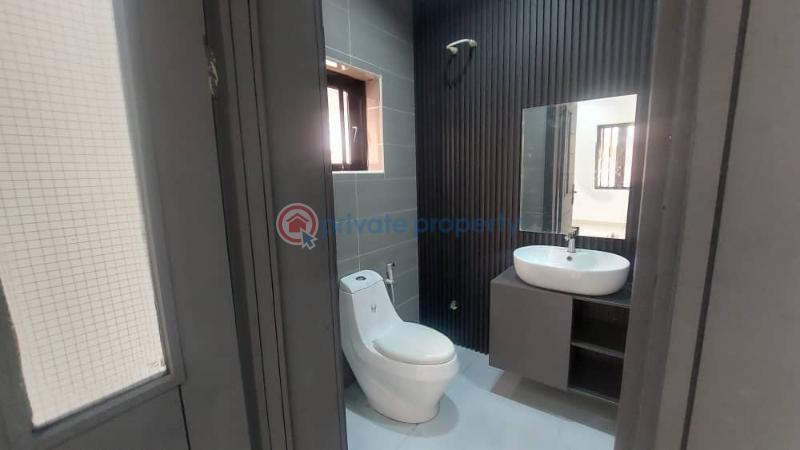 5 bedroom House For Sale Off Admiralty Way, Lekki Phase 1 Lagos - 11