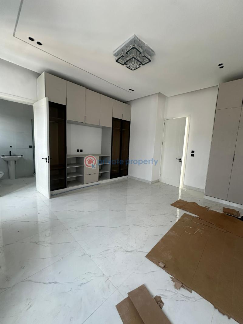 5 bedroom House For Sale Lekki Lagos - 5
