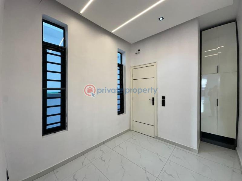 5 bedroom Detached Duplex For Sale Victoria Garden City Lekki Lagos - 2