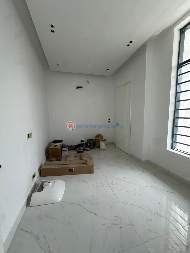 5 bedroom House For Sale Lekki Lagos - 2