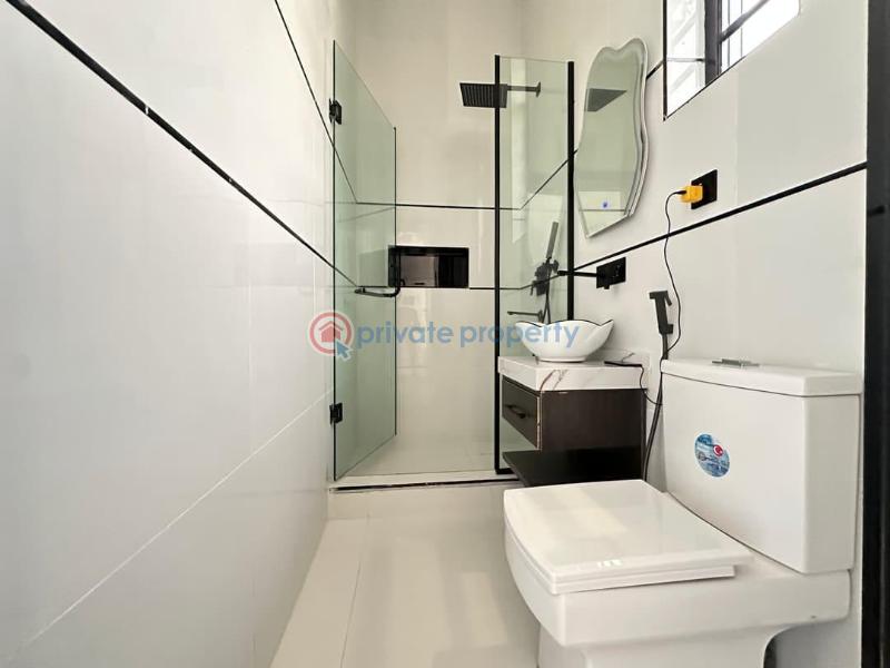 5 bedroom Detached Duplex For Sale Chevron Drive Lekki Lagos - 2
