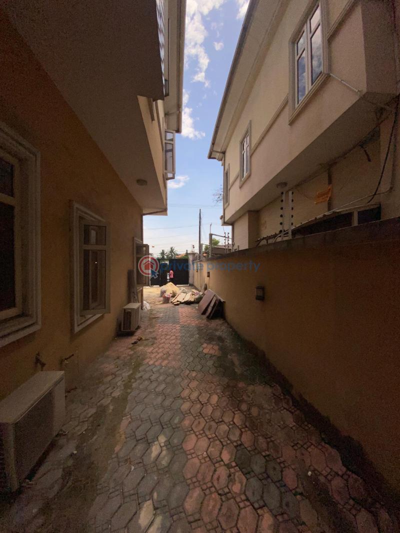 5 bedroom House For Rent Lekki Phase 1 Lagos - 7