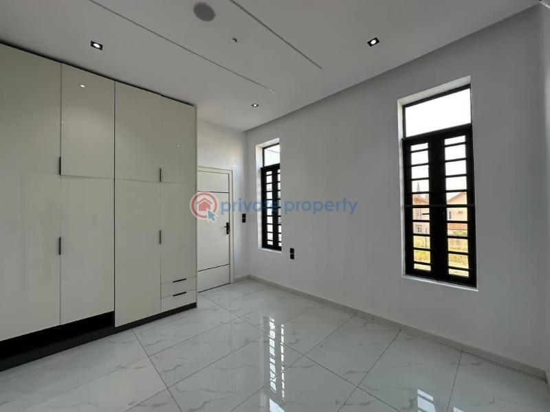 5 bedroom Detached Duplex For Sale Victoria Garden City Lekki Lagos - 5