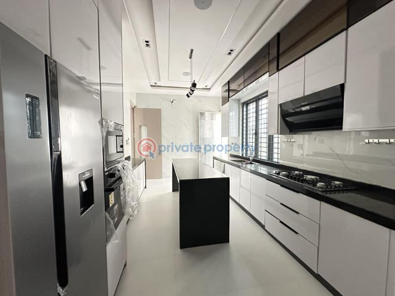 5 bedroom Detached Duplex For Sale Lekki Phase 1 Lagos - 2