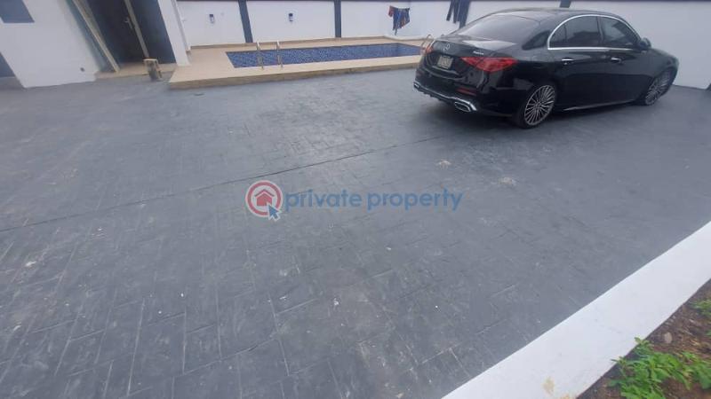 5 bedroom House For Sale Off Admiralty Way, Lekki Phase 1 Lagos - 2