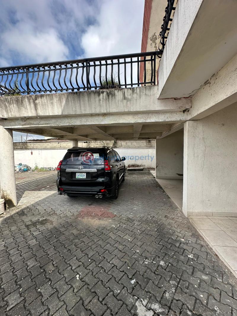 5 bedroom Commercial Property For Rent Lekki Phase 1 Lagos - 2