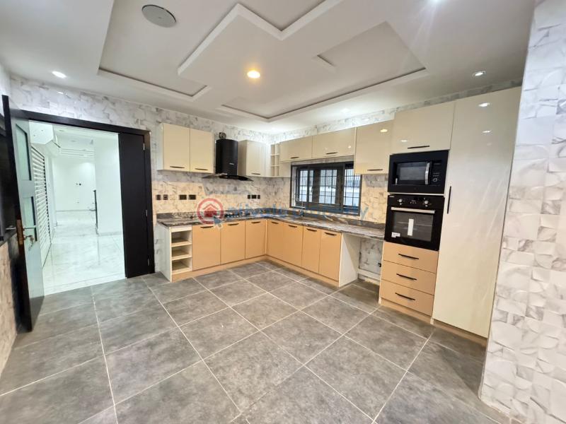 5 bedroom Detached Duplex For Sale Off Admiralty Way Lekki Phase 1 Lagos - 5