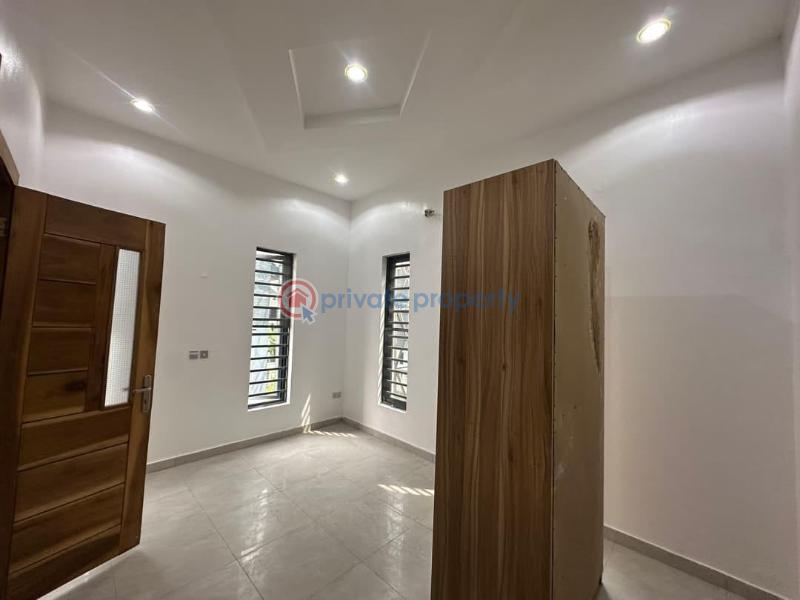 5 bedroom Detached Duplex For Sale Ikota Lekki Lagos - 3