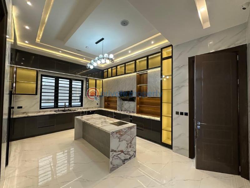 5 bedroom Detached Duplex For Sale Ikota Lekki Lagos - 3