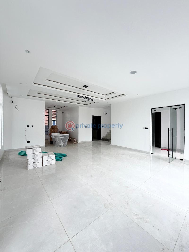 5 bedroom fully detached house with cinema, pool in osapa - 11 5 bedroom Duplex For Sale Osapa London Osapa Lekki Lagos - 11