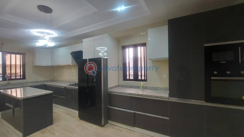 5 bedroom House For Sale Off Admiralty Way, Lekki Phase 1 Lagos - 4