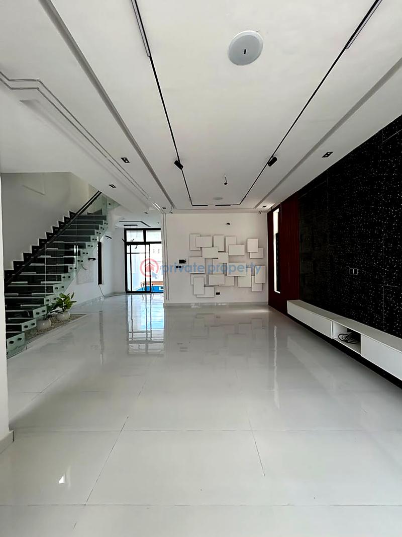 5 bedroom House For Sale Lekki Lagos - 2