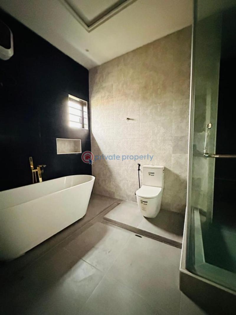 5 bedroom Duplex For Sale Magodo Phase 2 Magodo Isheri Ikeja Lagos - 3