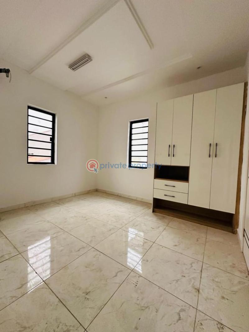 5 bedroom Duplex For Sale Magodo Phase 2 Magodo Isheri Ikeja Lagos - 4