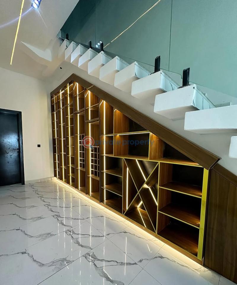 5 bedroom House For Sale Lekki Phase 1 Lagos - 2