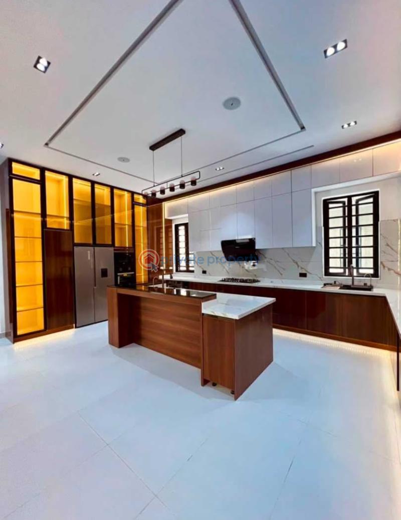 5 bedroom Detached Duplex For Sale Ikota Lekki Lagos - 3