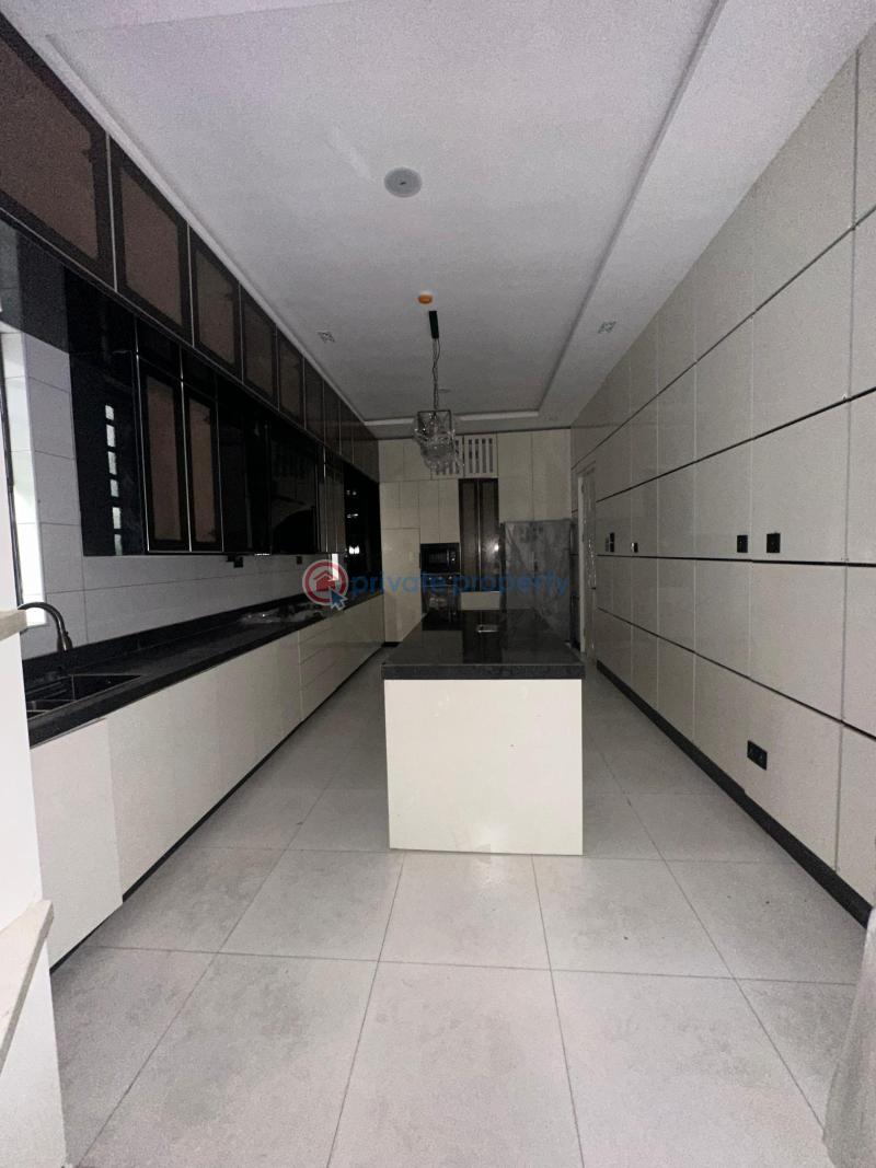 5 bedroom House For Sale Ikota Lekki Lagos - 3