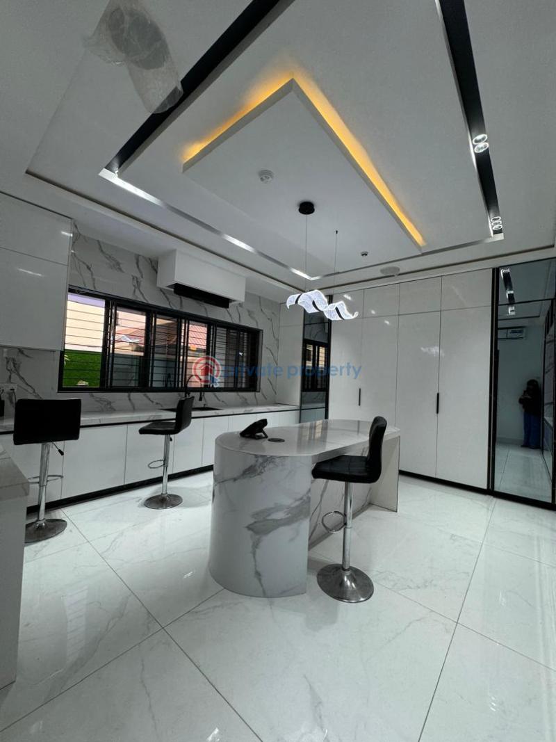 5 bedroom House For Sale Lekki Phase 1 Lagos - 5